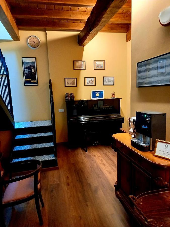 Carlito'S Trattoria Con Alloggio Vertemate Dış mekan fotoğraf